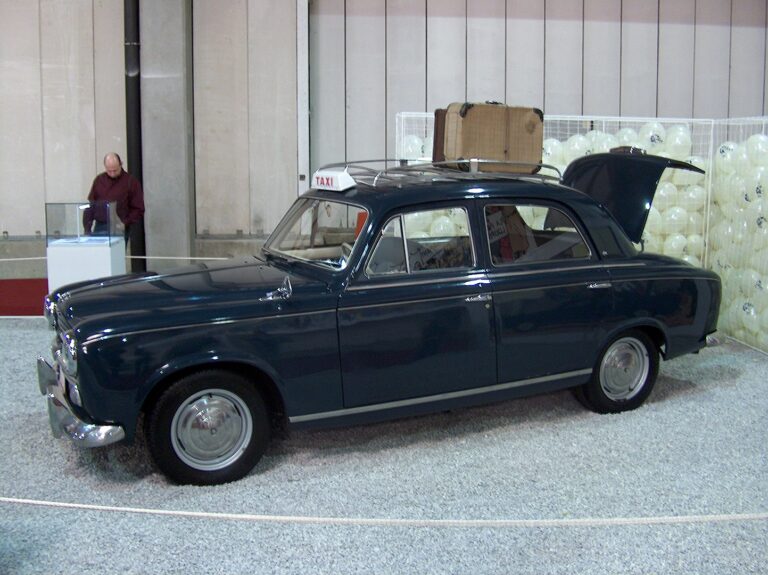 Peugeot 403
