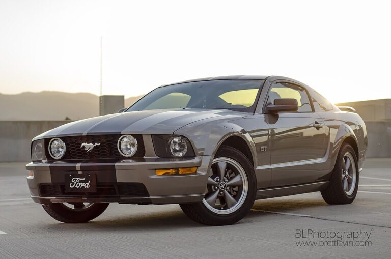 Ford Mustang V