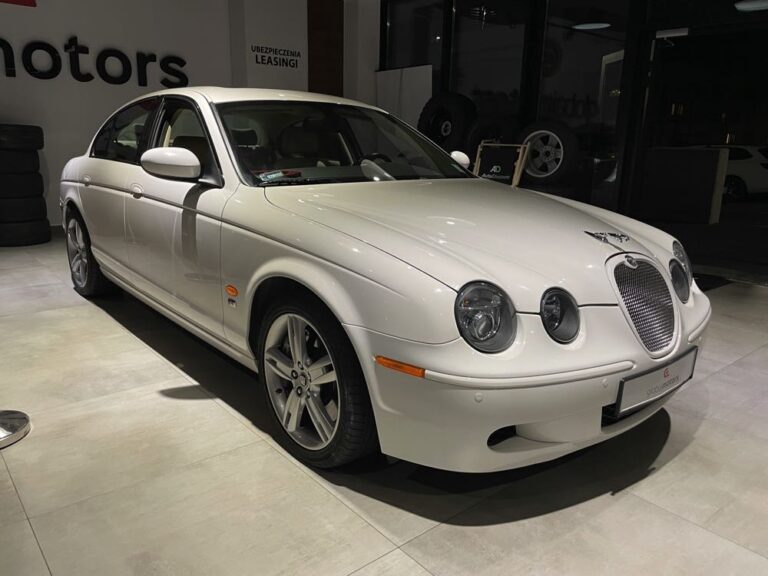 Jaguar S-Type R