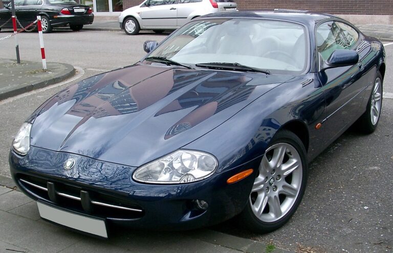 Jaguar XK8