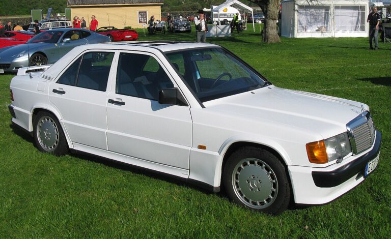 Mercedes 190 E 2.3-16