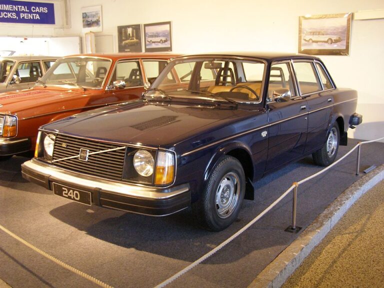 Volvo 240