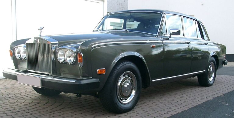 Rolls-Royce Silver Shadow II