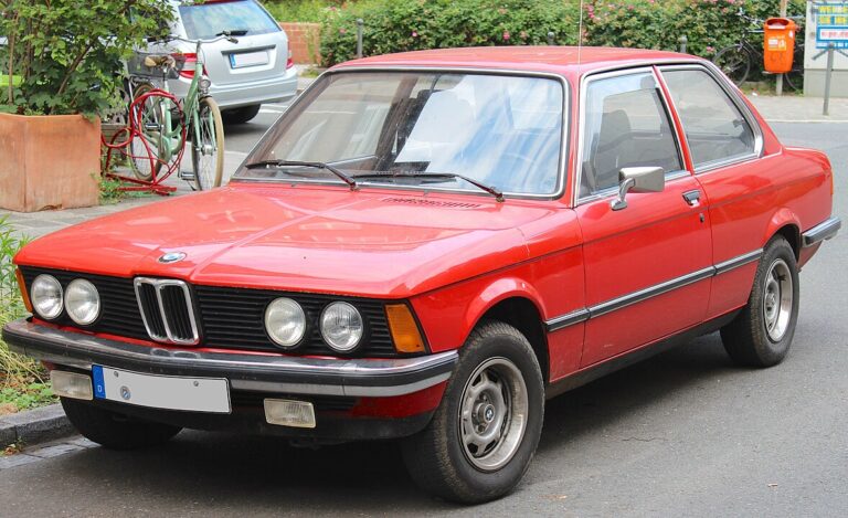 BMW 320 (E21)